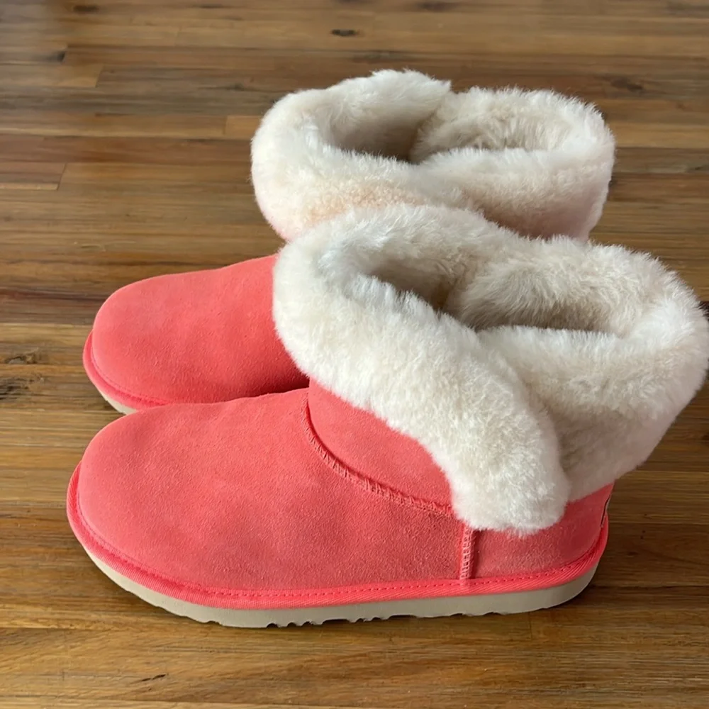 UGG Saniya Shearling Boots Big Kids 4, Womens 6, EU 36 Coral Pink 1153637K